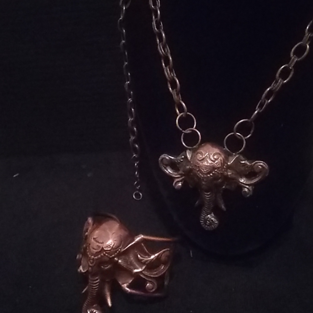 Copper elephant necklace and bracelet set